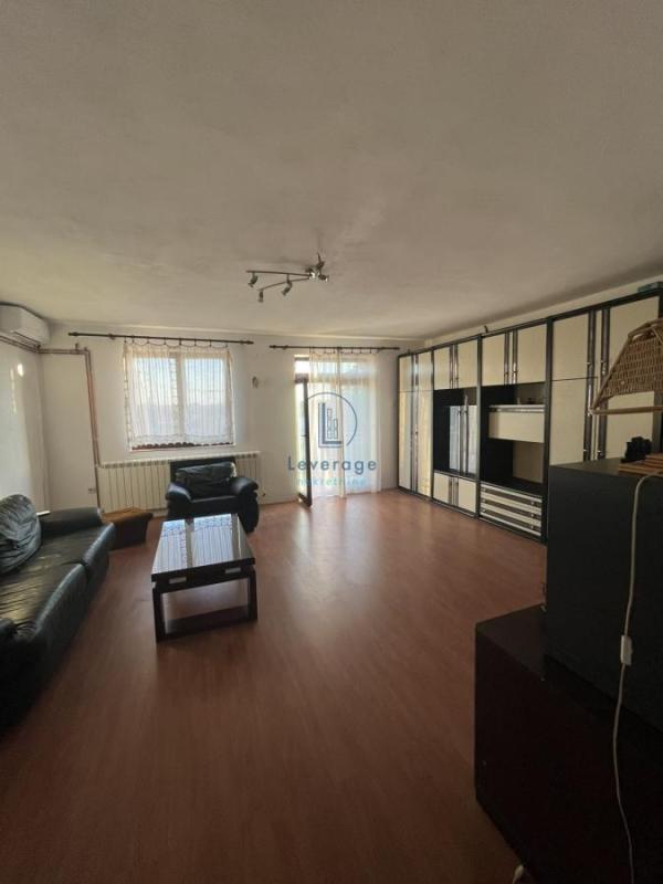 Slika 1 - Zorice Božović, Četvorosoban stan za izdavanje, 150m2, 500€