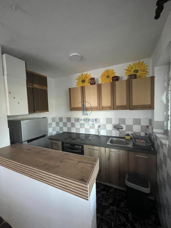 Slika 2 - Zorice Božović, Četvorosoban stan za izdavanje, 150m2, 500€