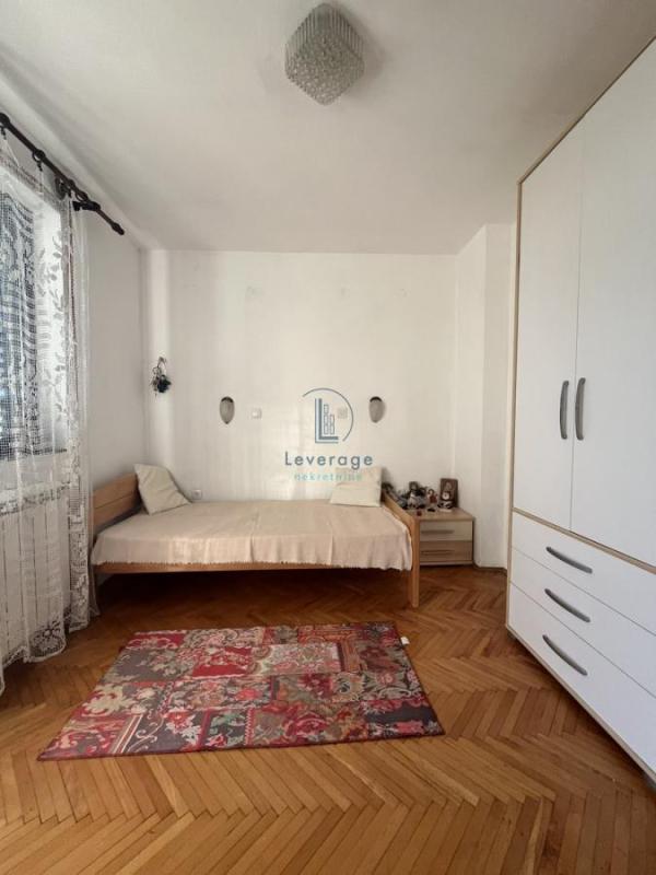 Slika 7 - Zorice Božović, Četvorosoban stan za izdavanje, 150m2, 500€