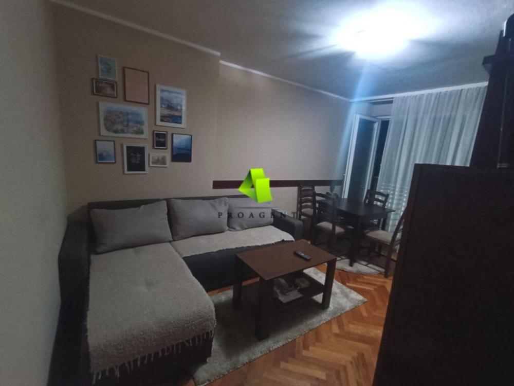 Glavna slika -Jednoiposoban stan na prodaju, 40m2, 90.000€