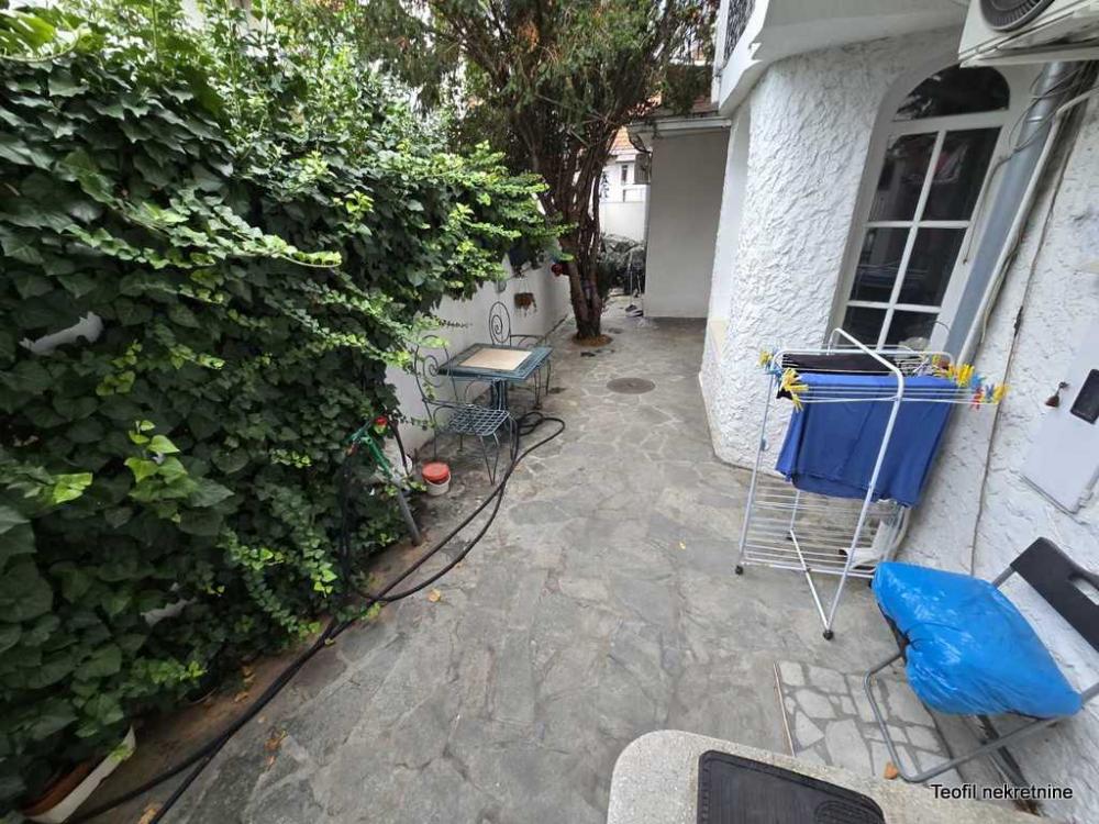 Slika 1 - Majora Aleksandra Mišića,  Kuća na prodaju, 200m2, 470.000€