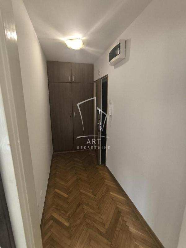 Slika 9 - Bulevar Zorana Đinđića, Trosoban stan za izdavanje, 69m2, 850€