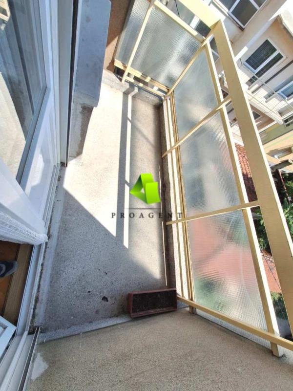 Slika 11 - Dvosoban stan za izdavanje, 50m2, 290€