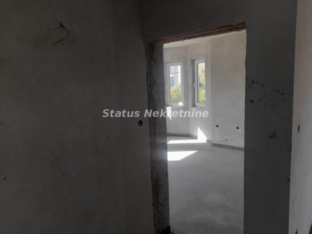 Slika 3 -  Lokal za izdavanje, 200m2, 1.900€