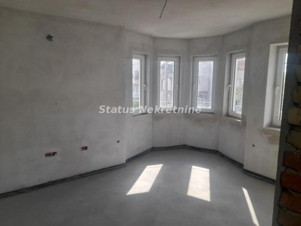 Slika 1 -  Lokal za izdavanje, 200m2, 1.900€