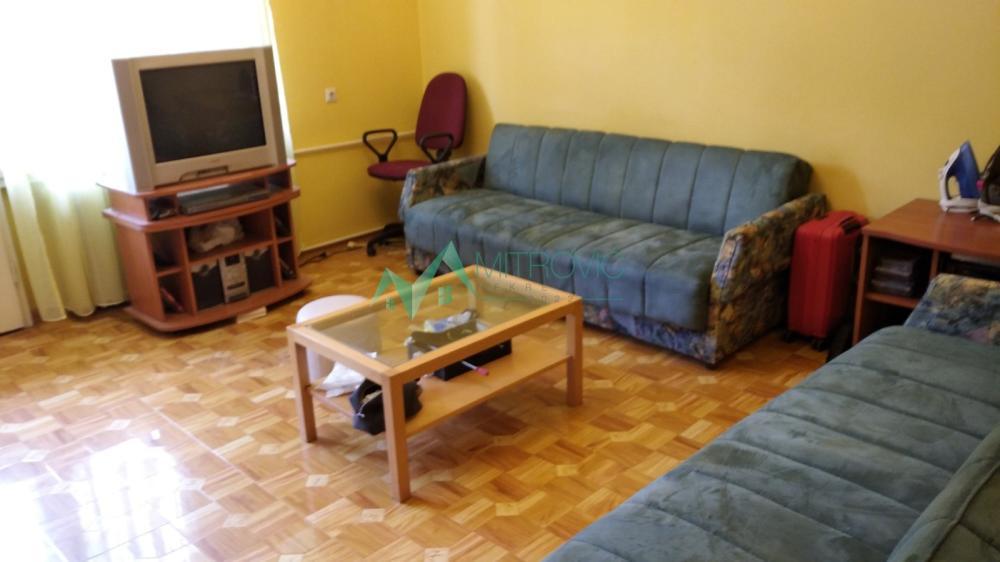 Glavna slika -Dvosoban stan za izdavanje, 62m2, 400€