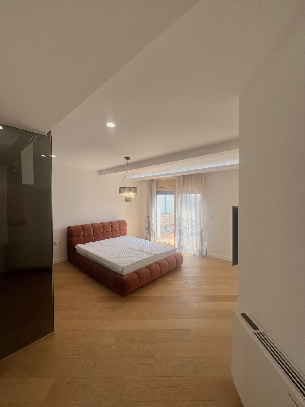 Slika 7 - Nebojsina, Četvorosoban stan za izdavanje, 205m2, 3.300€