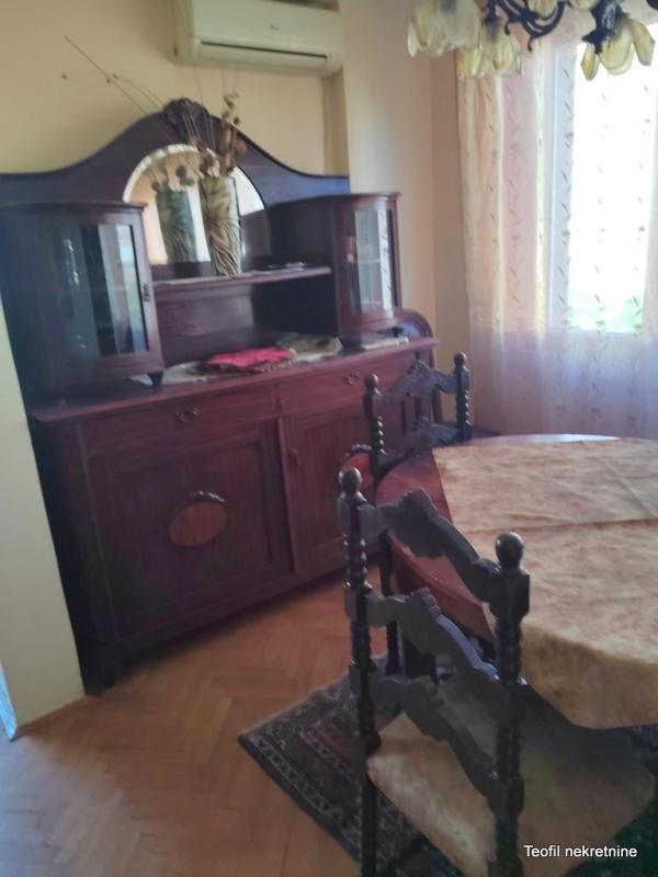 Slika 2 - Hadži Ruvimova, Četvorosoban stan na prodaju, 107m2, 450.000€