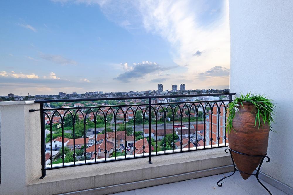 Slika 11 - Ustanicka, Šestosoban stan na prodaju, 250m2, 800.000€