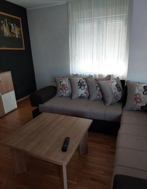 Slika 3 - Janka Čmelika, Trosoban stan na prodaju, 76m2, 156.560€