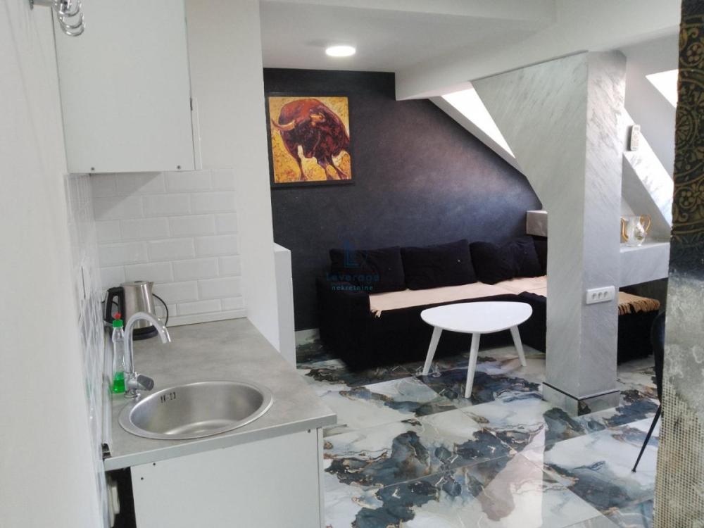 Slika 1 - Masarikov trg, Jednoiposoban stan za izdavanje, 32m2, 500€