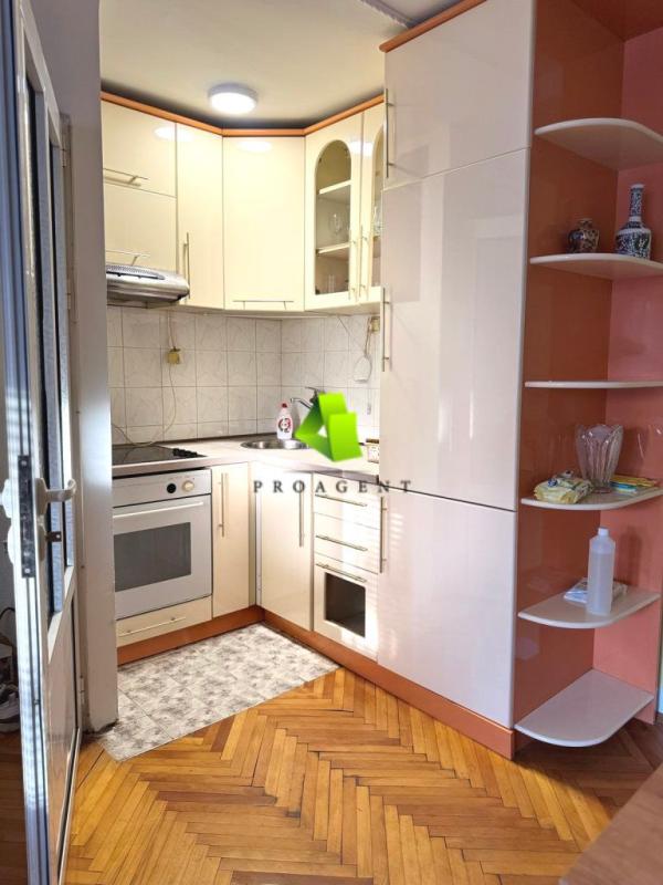 Slika 2 - Troiposoban stan za izdavanje, 65m2, 400€