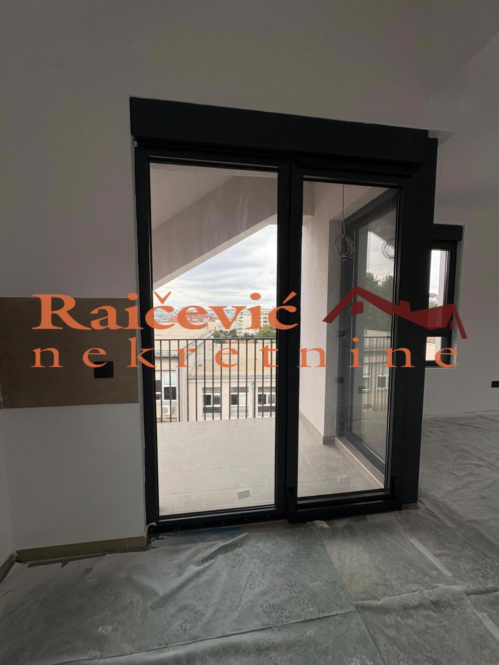 Slika 1 - Cvetkova pijaca, Dvosoban stan na prodaju, 51m2, 160.000€