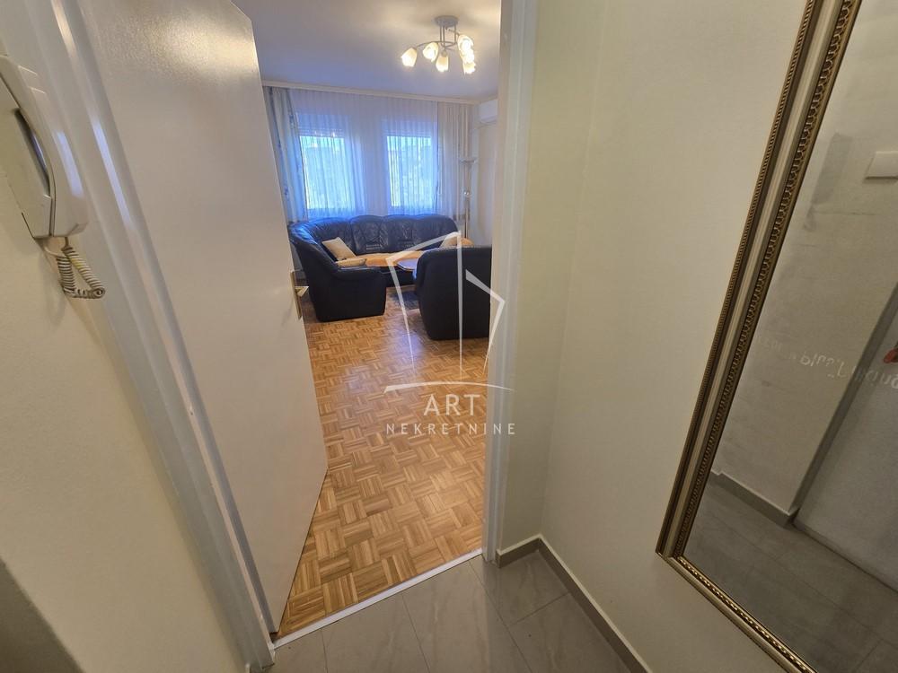 Slika 5 - Antifašističke borbe, Dvosoban stan za izdavanje, 58m2, 700€