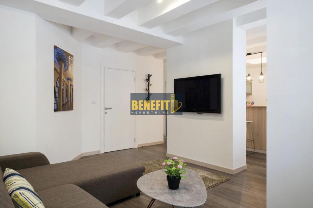 Slika 1 -  Lokal za izdavanje, 110m2, 1.800€