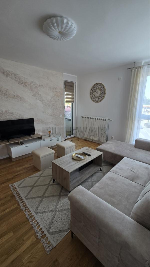 Slika 1 - Obilićev venac, Dvoiposoban stan za izdavanje, 55m2, 600€