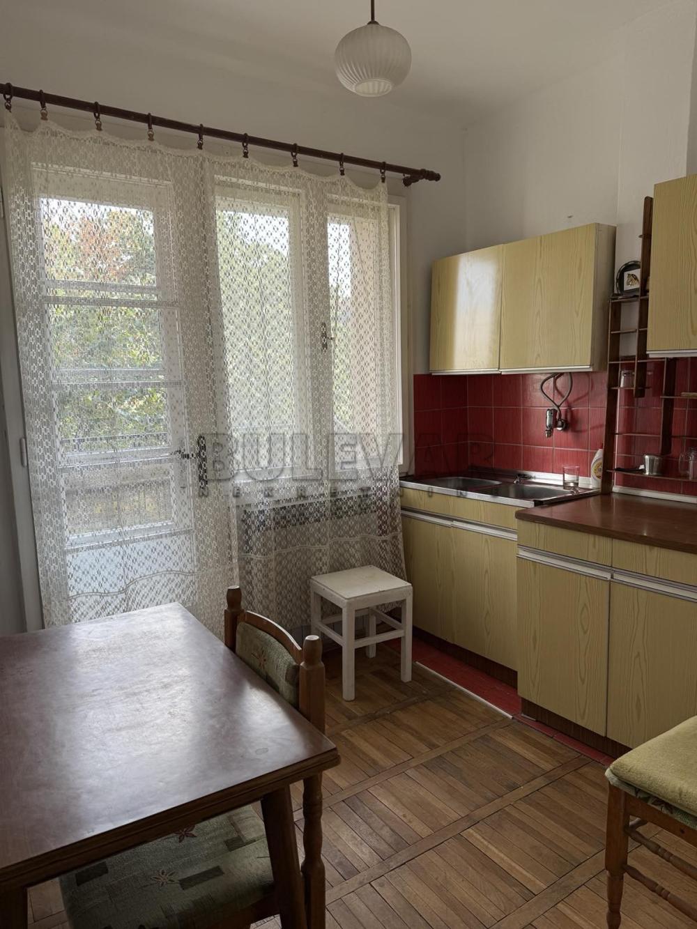 Slika 6 - Cara Dušana, Dvoiposoban stan za izdavanje, 51m2, 250€