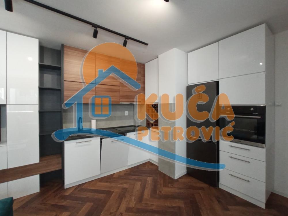 Slika 6 - Kej 29. decembra, Dvoiposoban stan za izdavanje, 60m2, 600€