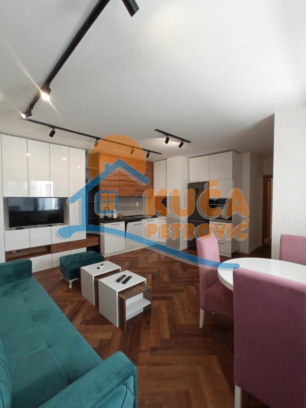 Slika 8 - Kej 29. decembra, Dvoiposoban stan za izdavanje, 60m2, 600€