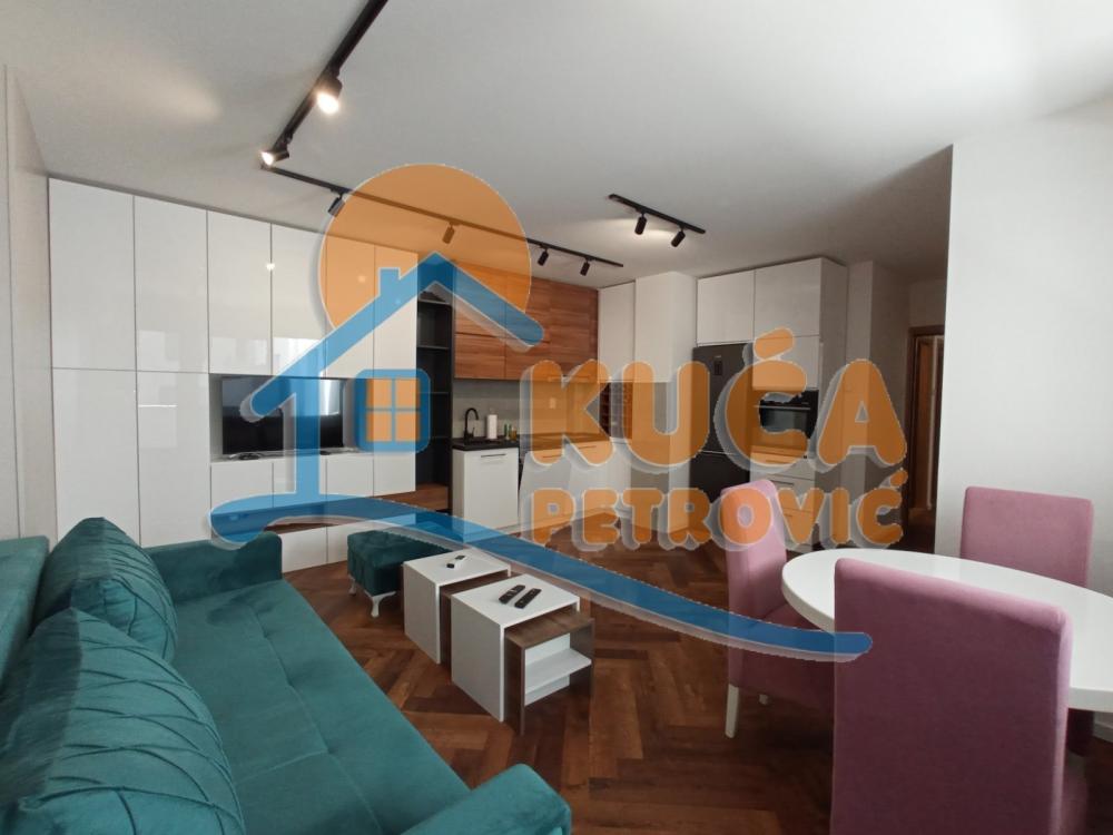 Slika 9 - Kej 29. decembra, Dvoiposoban stan za izdavanje, 60m2, 600€