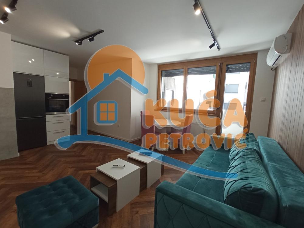 Slika 3 - Kej 29. decembra, Dvoiposoban stan za izdavanje, 60m2, 600€