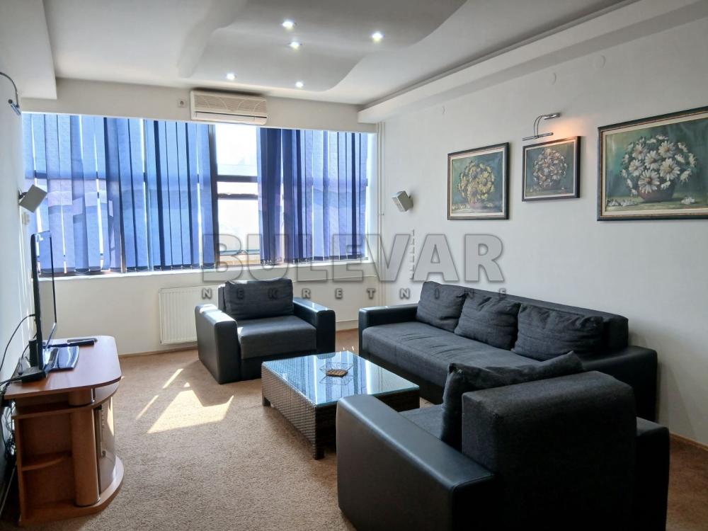 Slika 3 - Obrenovićeva,  Stan za izdavanje, 43m2, 300€