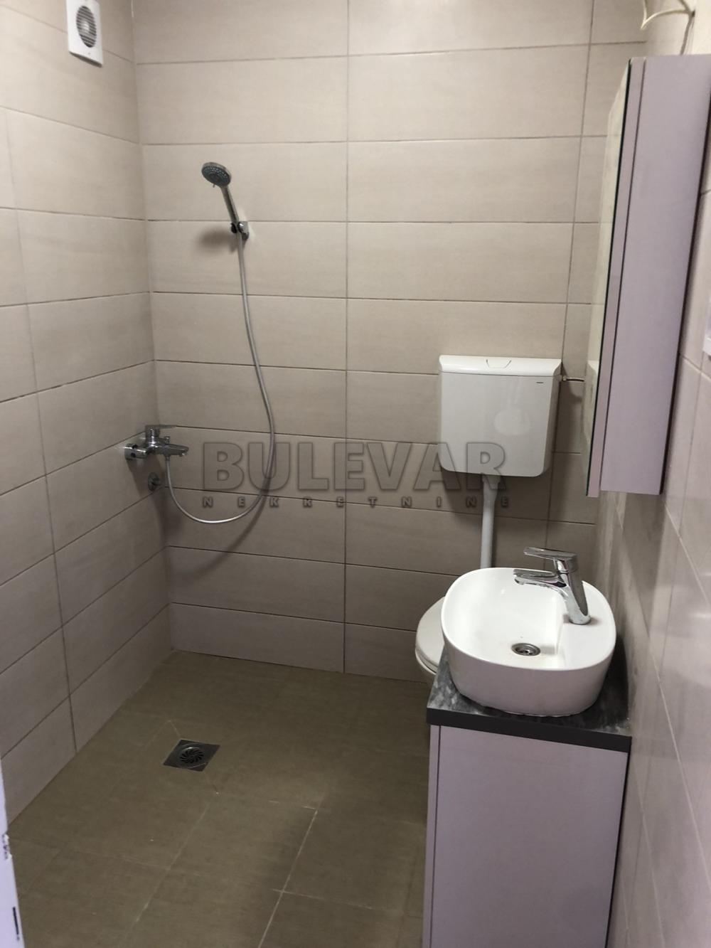 Slika 4 - Obrenovićeva, Jednoiposoban stan za izdavanje, 38m2, 320€