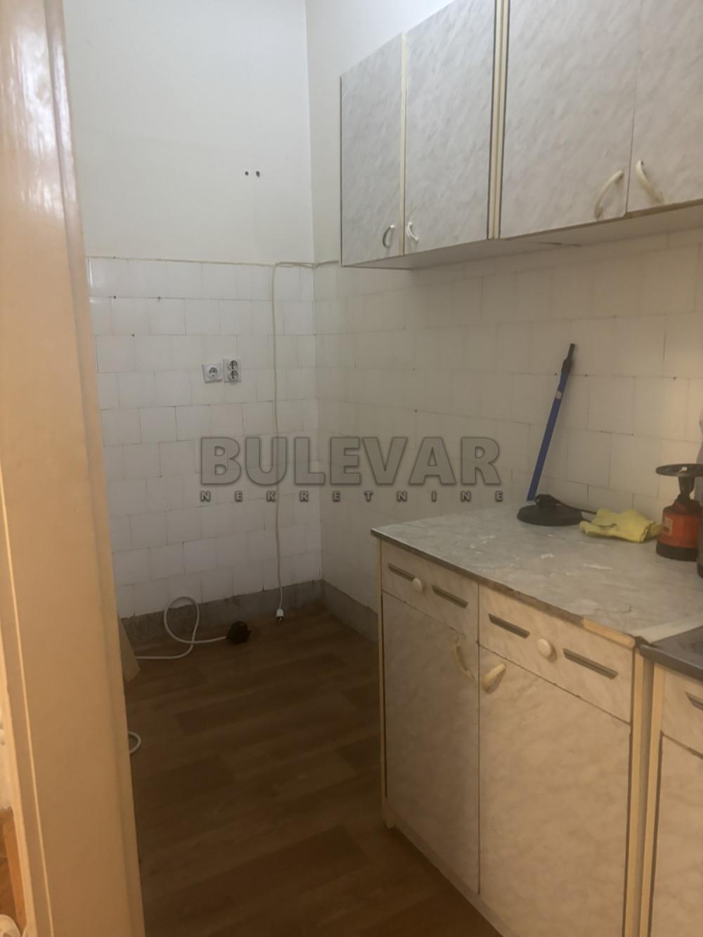 Slika 6 - Sinđelićev trg, Dvoiposoban stan za izdavanje, 66m2, 400€