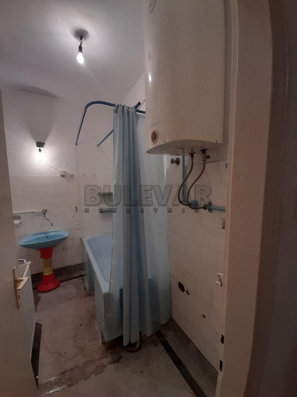 Slika 5 - Sinđelićev trg, Dvoiposoban stan za izdavanje, 66m2, 400€