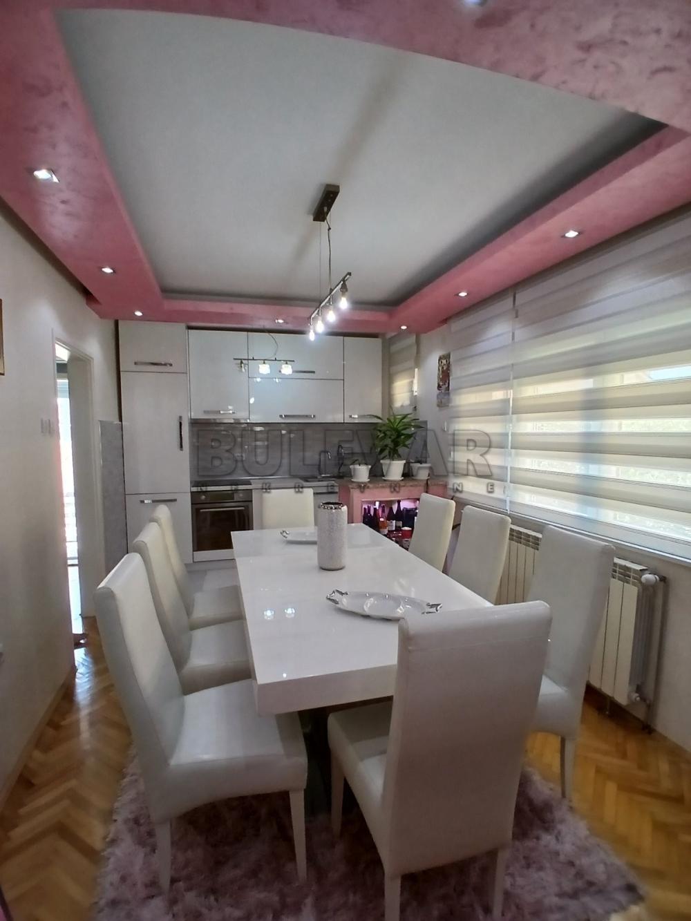 Slika 4 - Somborska, Dvoiposoban stan za izdavanje, 88m2, 600€