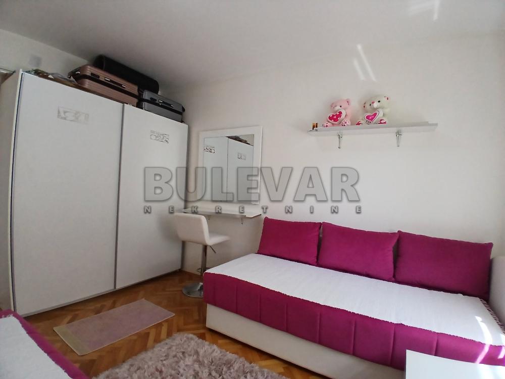 Slika 6 - Somborska, Dvoiposoban stan za izdavanje, 88m2, 600€