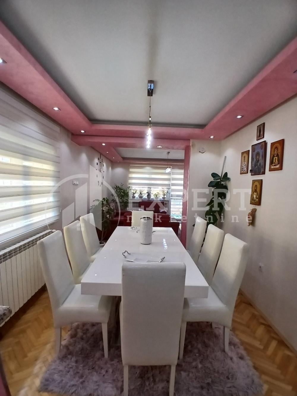 Slika 2 - Somborska, Dvoiposoban stan za izdavanje, 88m2, 500€