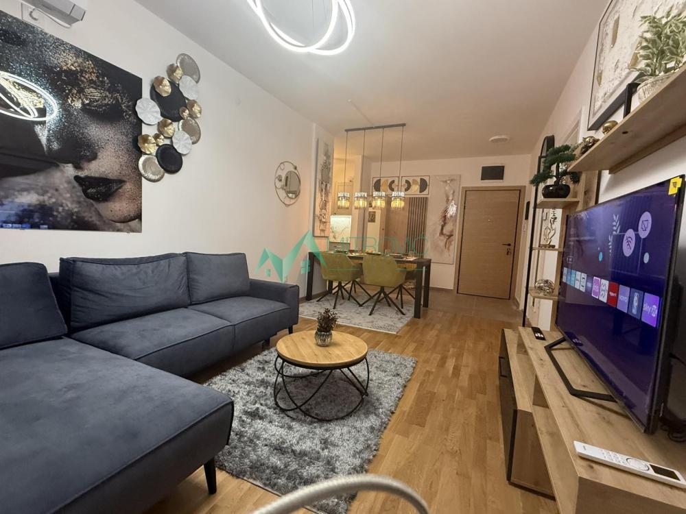 Glavna slika -Dvosoban stan za izdavanje, 42m2, 700€