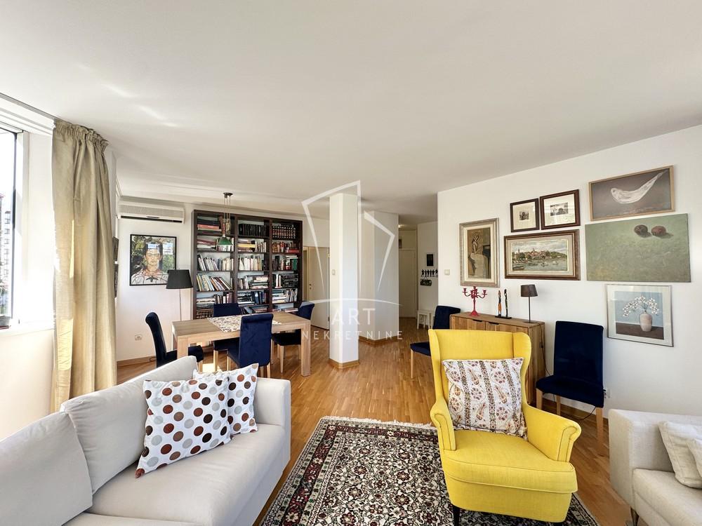 Slika 2 - Bulevar Zorana Đinđića, Četvorosoban stan na prodaju, 110m2, 480.000€