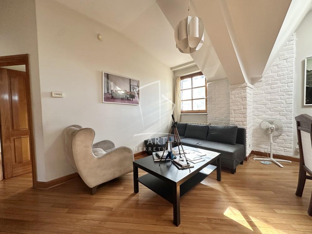 Slika 5 - Vlajkovićeva, Četvorosoban stan na prodaju, 114m2, 380.000€