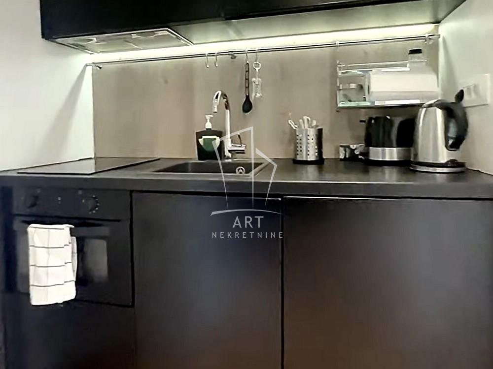 Slika 3 - Čika Ljubina, Trosoban stan na prodaju, 69m2, 469.000€