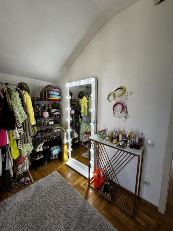 Slika 9 - Vitezova Karađorđeve zvezde, Kuća za izdavanje, 180m2, 1.490€