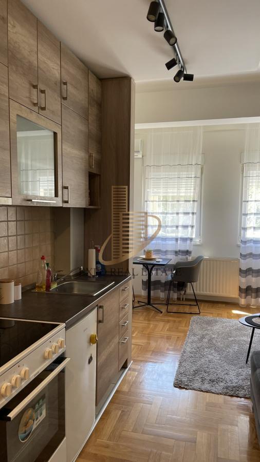 Slika 5 - Jednoiposoban stan na prodaju, 37m2, 119.000€