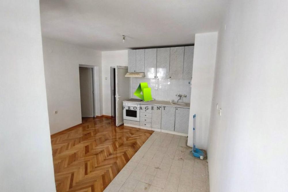 Slika 9 - Jednoiposoban stan za izdavanje, 44m2, 250€