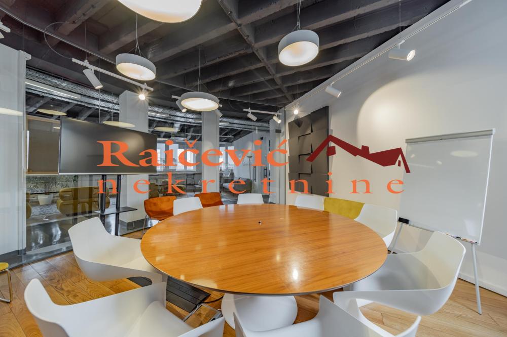 Slika 10 - Kneza Mihaila,  Lokal za izdavanje, 34m2, 2.300€