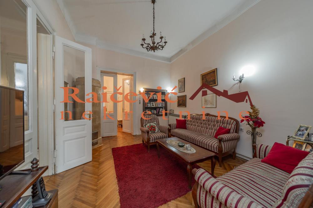Slika 2 - Gospodska, Šestoiposoban stan na prodaju, 214m2, 600.000€