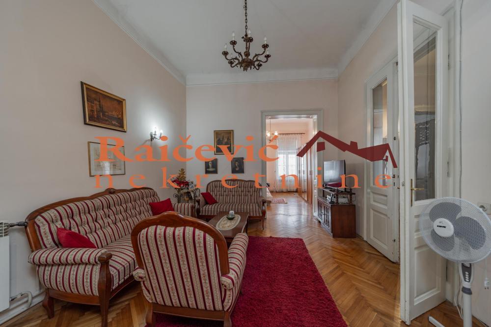 Slika 3 - Gospodska, Šestoiposoban stan na prodaju, 214m2, 600.000€