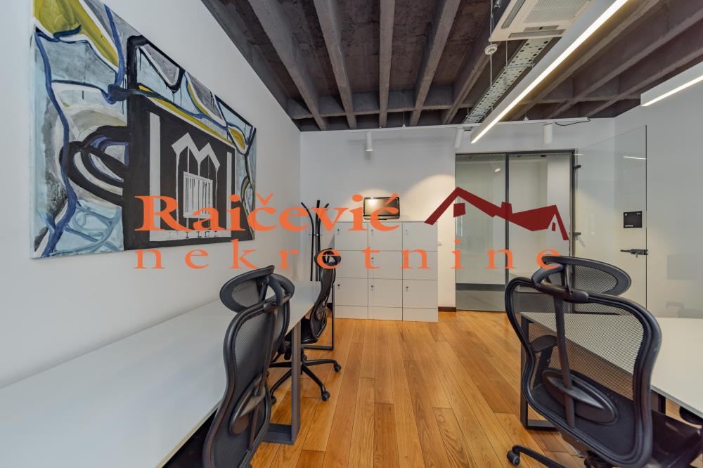 Slika 1 - Kneza Mihaila,  Lokal za izdavanje, 24m2, 1.690€