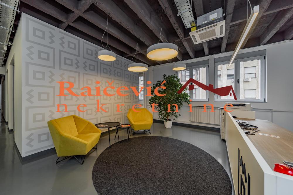 Slika 5 - Kneza Mihaila,  Lokal za izdavanje, 24m2, 1.690€