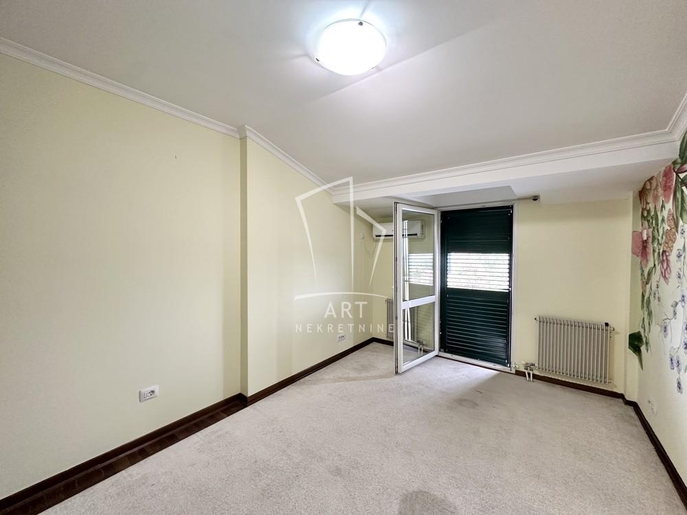 Slika 11 - Temišvarska, Kuća za izdavanje, 76m2, 3.000€