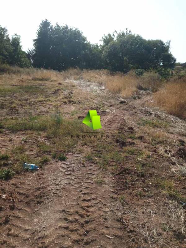 Slika 1 -  Plac na prodaju, Crveni Krst, Donji Komren, 170.000€