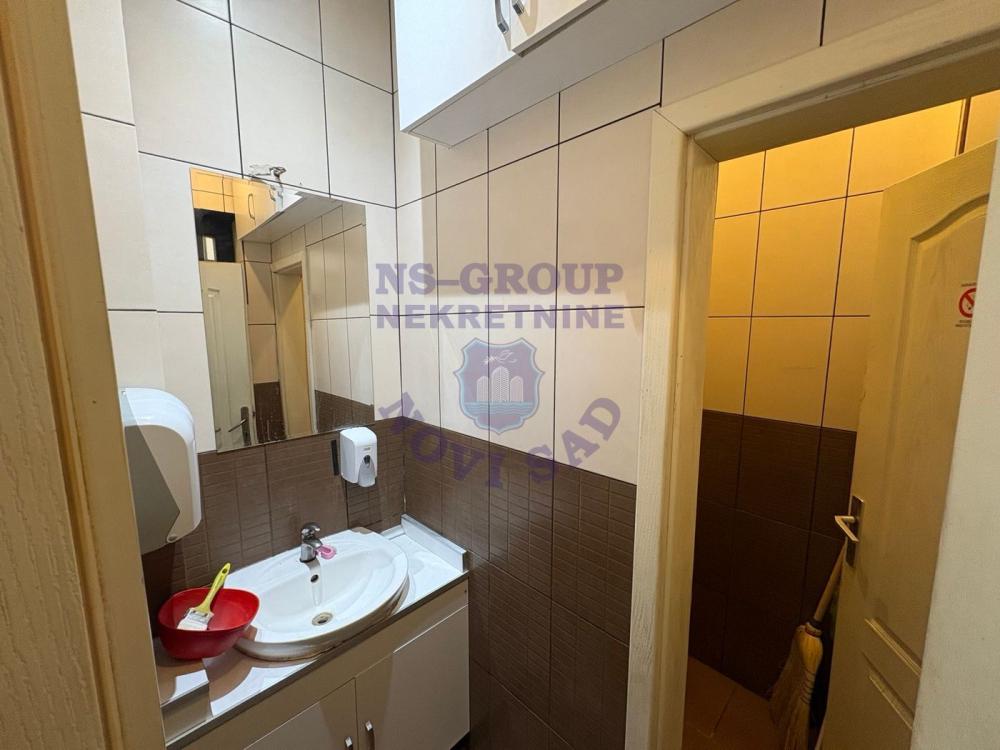 Slika 9 - Braće Ribnikar,  Lokal na prodaju, 27m2, 101.850€