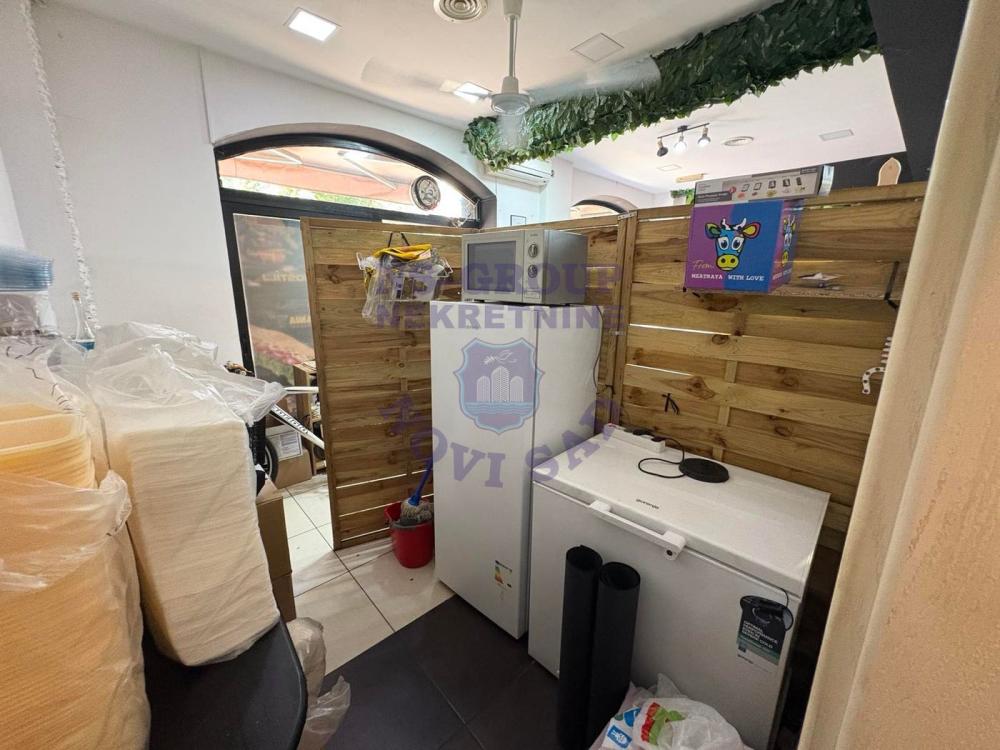 Slika 10 - Braće Ribnikar,  Lokal na prodaju, 27m2, 101.850€