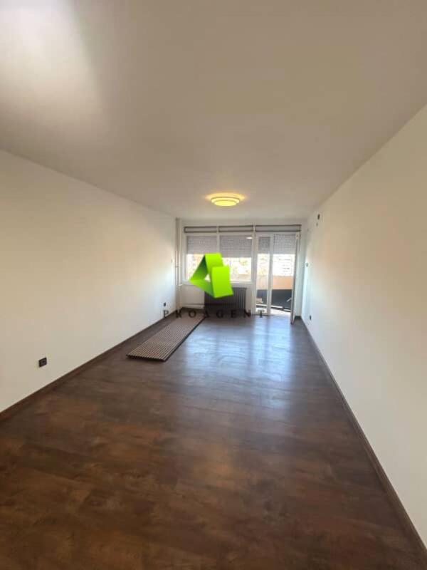 Slika 1 - Trosoban stan na prodaju, 70m2, 139.000€