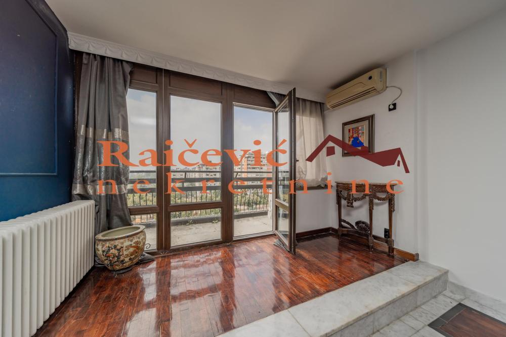 Slika 10 - Omladinskih brigada, Četvorosoban stan na prodaju, 167m2, 450.000€